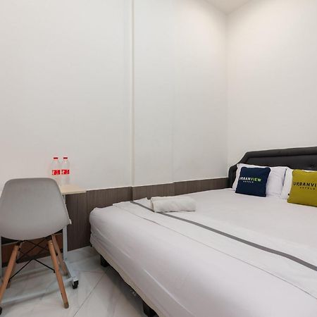 Urbanview Hotel Kota Tua 雅加达 外观 照片