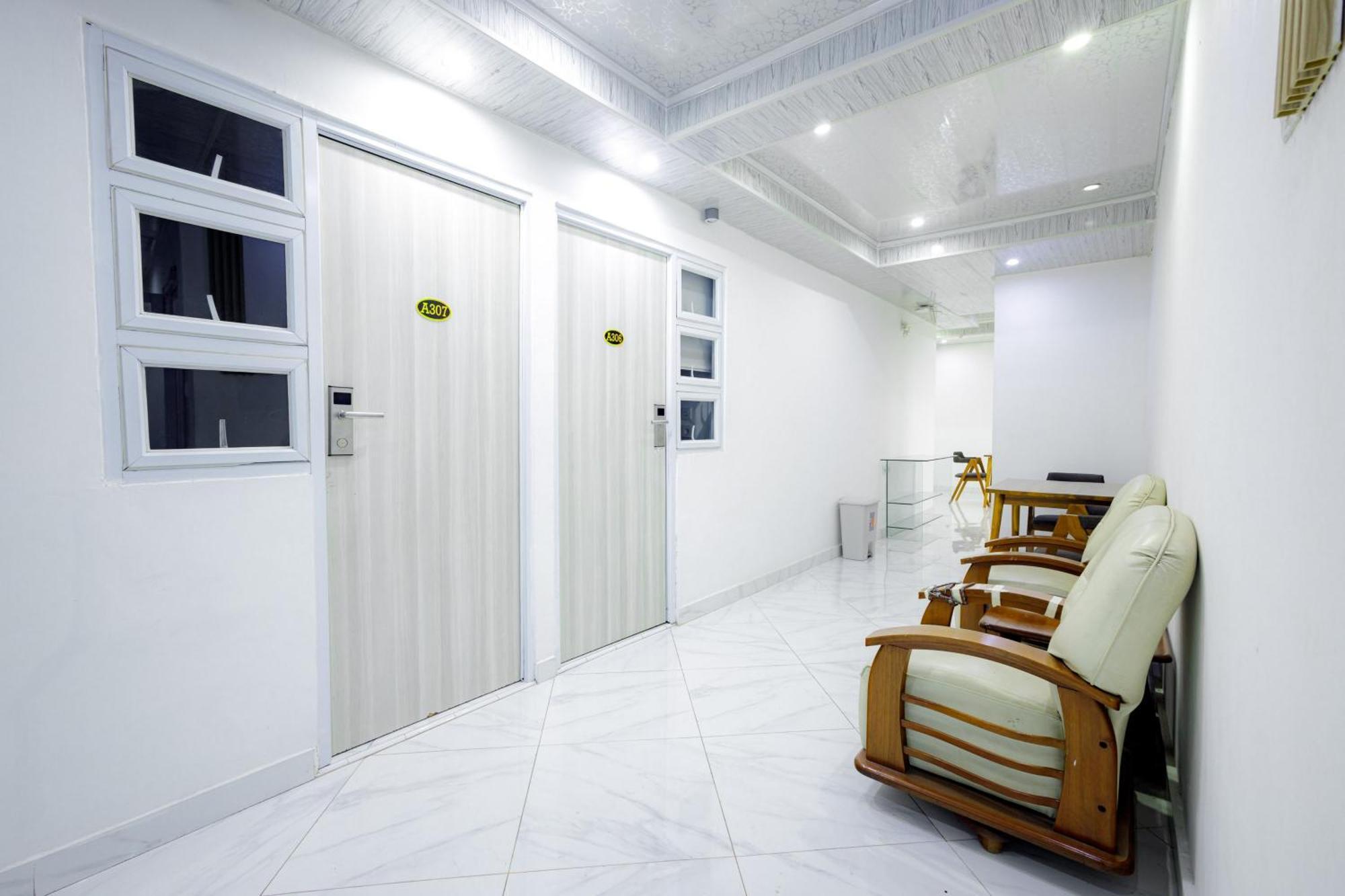 Urbanview Hotel Kota Tua 雅加达 外观 照片